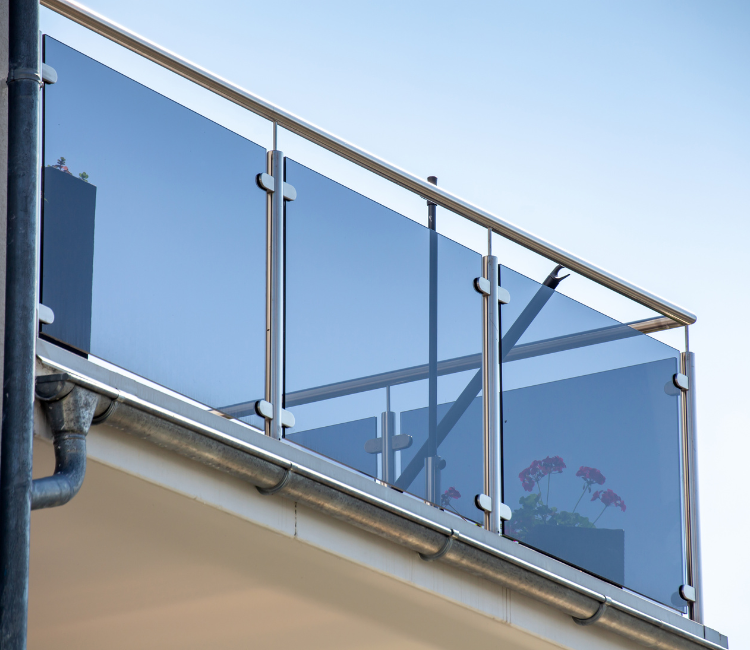 Seattle Residential Glass Railing Installation Services